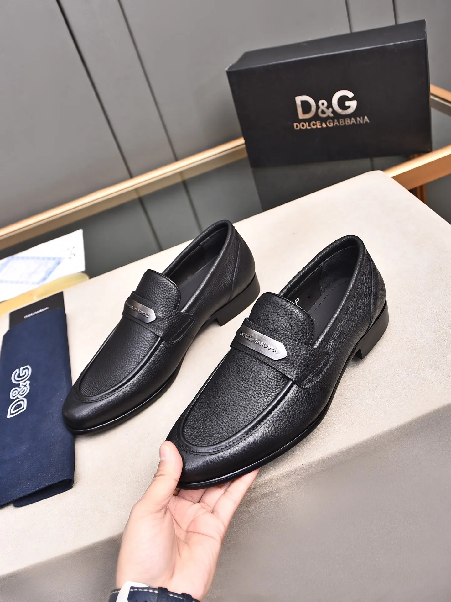 👍👍Men's shoes💰480 **Boutique recommendation**DG**The latest business formal leather shoes, official website synchronization, top version on the market, purely handmade. Fabric: imported calfskin with water-dyed cow lining 38, 39, 40, 41, 42, 43, 44 (customized at 45